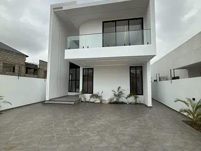 Executive 4 Bedroom Smart House — Lakeside Estate, Ashaley Botwe, Adenta Municipal, Accra