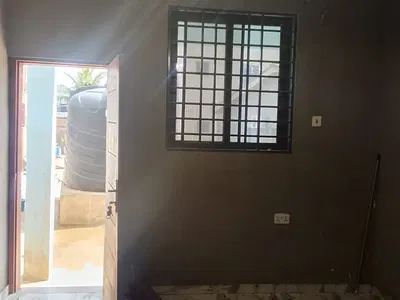 One Bedroom Self Contain — Tse Addo Goil Filling Station, Tse Addo, Accra