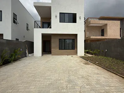 Executive 5 Bedroom House — Spintex, Accra