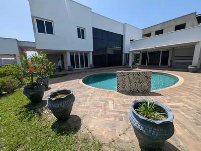 Modern 4 Bedroom Villa with BQ — Airport Hill, Airport Residential Area, Accra